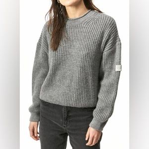 NWT Urban Outfitters Fisherman Sweater Size L Gray